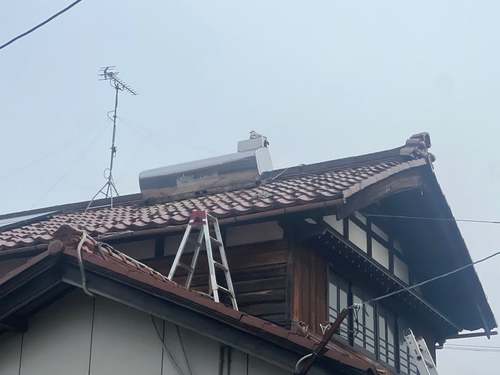 ソーラーパネル　太陽熱温水器　撤去　太陽光　加賀市　小松市